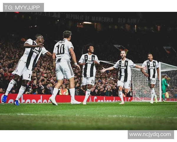 足球明星的瞬杀时刻那些令人热血沸腾的经典进球瞬间回顾